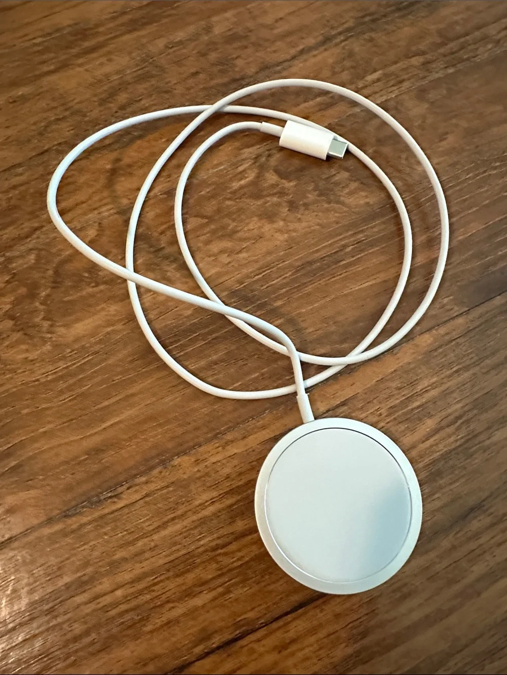 Apple MagSafe Charger (2025)